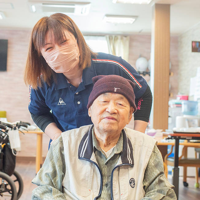 デイサービス併設の住宅型有料老人ホーム「やすらぎの家」